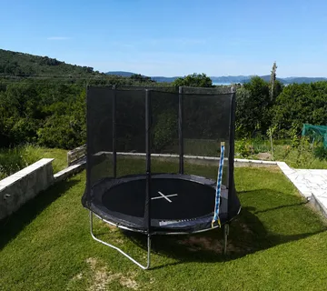 trampolin 244 - cover