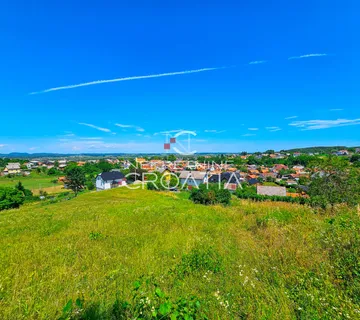 IVANEC: 16 €/m2, PRIKLJUČAK VODE, 600 m od centra! - cover