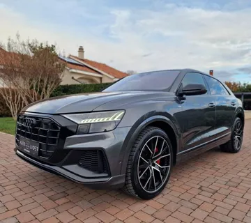 Audi Q8 55 TFSI automatik - cover