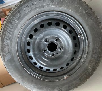 Gume Michelin 215/65/16 zimska 4 kom sa čeličnim felgama 2022 g. - cover