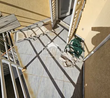 MEDULIN, PREKRASAN APARTMAN SA 2 TERASE SAMO 800M OD MORA (prodaja) - cover