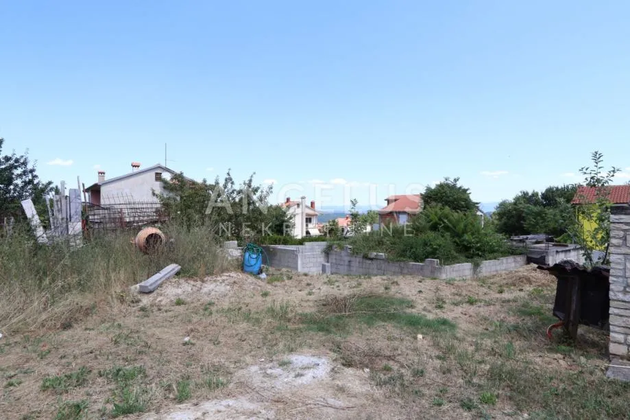Istra, Pazin - građevinsko zemljište 599 m2 - cover