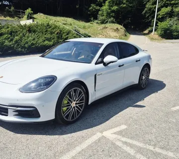 Porsche Panamera E-Hybrid - cover