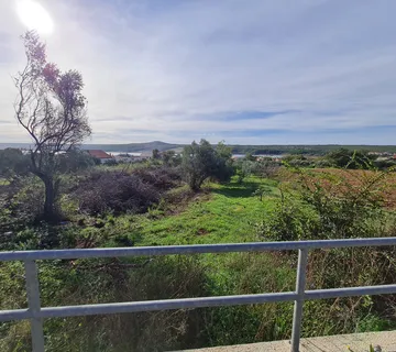 Posedarje - zemljište u građevinskoj zoni - cover