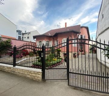 Vinkovci-novija kuća u užem centru grada - cover