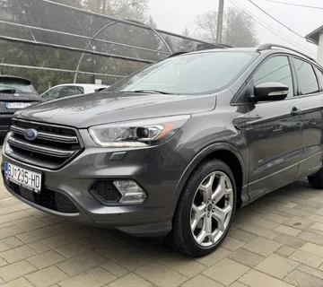 Ford Kuga 2,0 TDCi 4 WD ST-LINE Automatik - cover