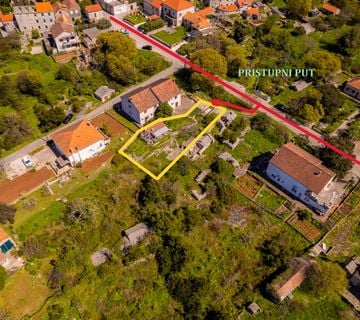 Prodaja građevinskog zemljišta u centru mjesta Žrnovo na otoku Korčula - cover