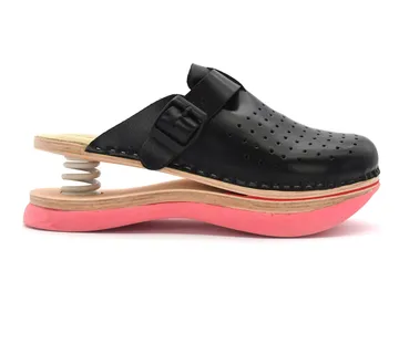 KLOMPE S OPRUGOM, Crna, BAICI - cover