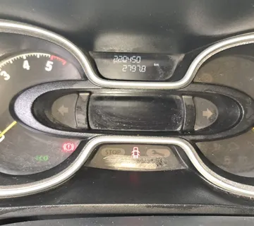 Opel Vivaro 9 sjedala - cover