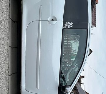 Prodajem Renault twingo  - cover