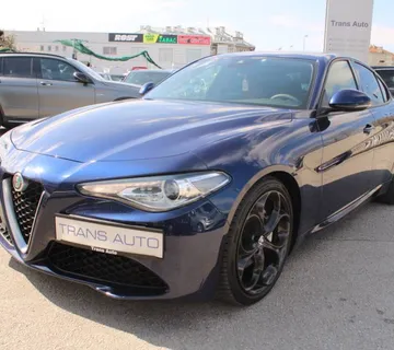 Alfa Romeo Giulia 2.2 JTD AUTOMATIK - cover