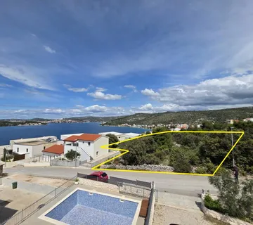 Rogoznica, građevinsko zemljište za vile s bazenima, 3394 m2! Cijena - cover