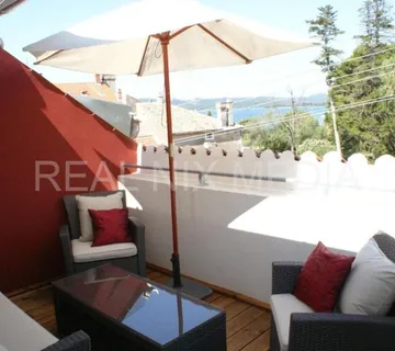 Sv. Filip i Jakov-kuća u samom centru! 50 m do mora! POGLED NA MORE! - cover