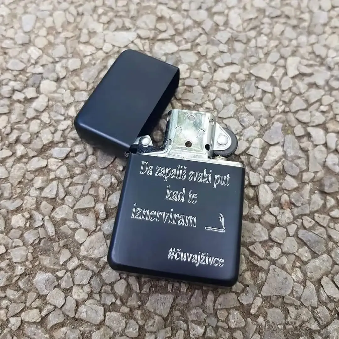 UPALJAČ MARKE TOM - cover