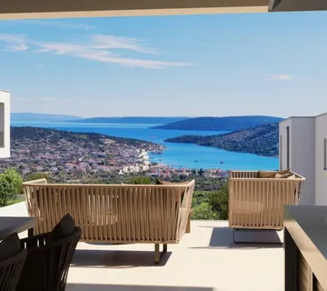 VINIŠĆE VILLA S BAZENOM I PANORAMSKIM POGLEDOM 3 ETAŽE 250 M2 - cover
