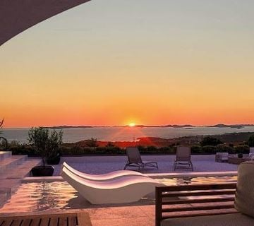 Villa s bazenom i panoramskim pogledom, Primošten (prodaja) - cover