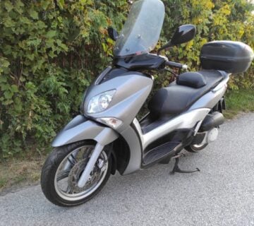 Yamaha X-City 250 i.e. X-max spreman za sezonu kartice do 36 rata, 2010 god. - cover