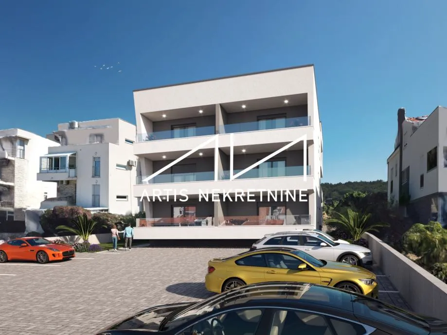 ZADAR - DIKLOVAC: PENTHOUSE, KROVNA TERASA, LIFT, POGLED! - cover