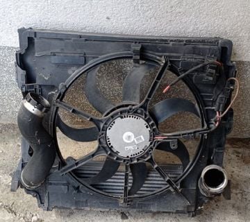 BMW X5 F15 3.0d intercooler IC, nosač hladnjaka i ventilator s kučišt - cover