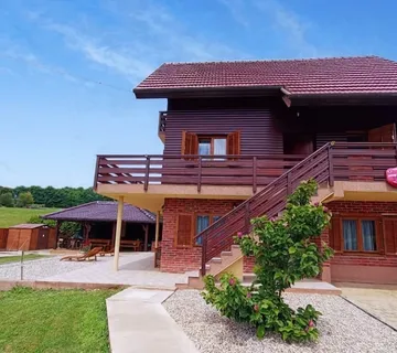 Vikendica pored Korane - Barilović