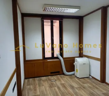 Rijeka, Centar - Poslovni prostor uredski, renoviran, lift - cover