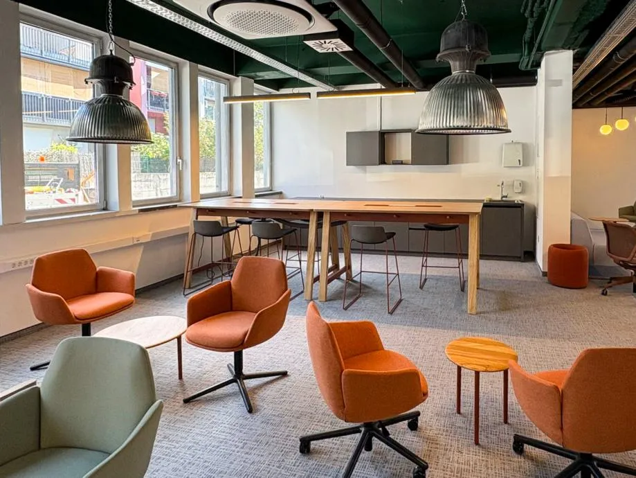 ČRNOMEREC, uredi u novouređenoj poslovnoj zgradi, zakup - cover