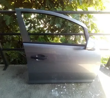 OPEL CORSA D 06-14 PREDNJA DESNA VRATA - cover