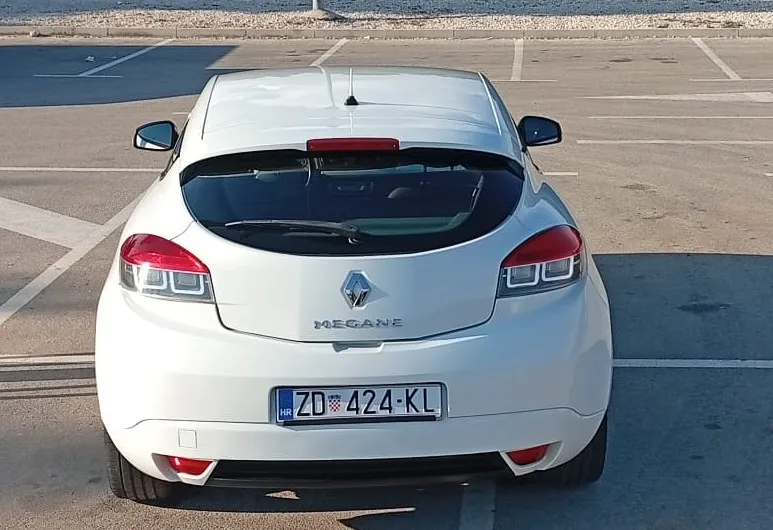 Prodaje se ili mijenja Renault Megan 1.4 turbo benzinac dynamic - cover