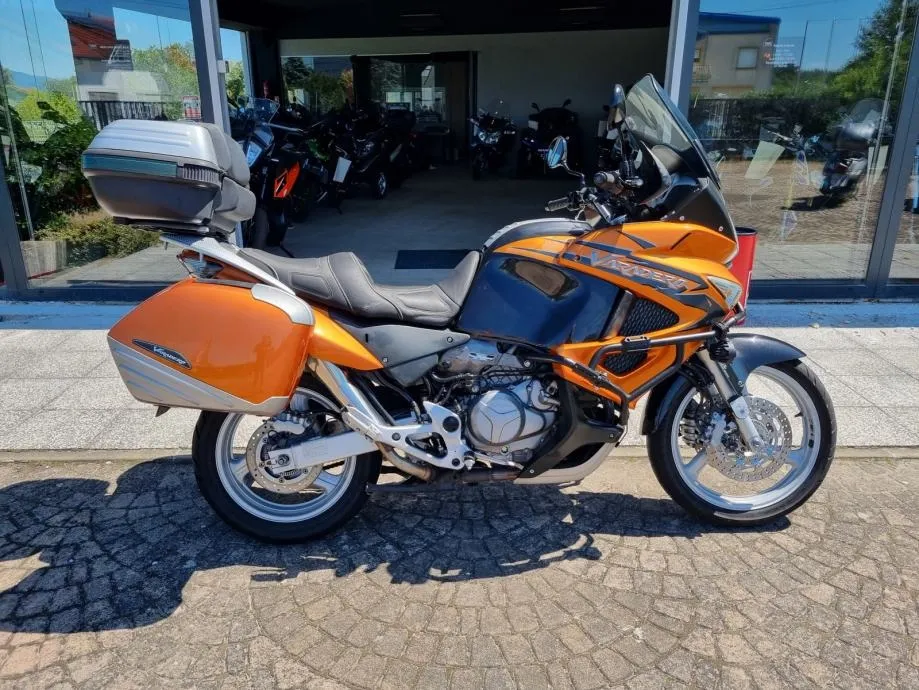 Honda XL 1000 VARADERO ABS, 2009 god. - cover