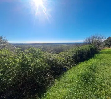 BUJE GRAĐEVINSKO ZEMLJIŠTE SA PANORAMSKIM POGLEDOM NA MORE - cover