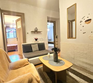 Stan za renovaciju, Manuš, Split, 67.00 m2 (prodaja) - cover