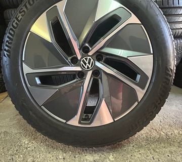 VW SET 5X112 19" GUME BRIDGESTONE 255/50R19 / 4 KOMADA - cover