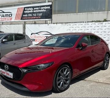 Mazda 3, 1.8 D ," Revolution Top " Bose, Head Up, Navi, 360*kamera, - cover