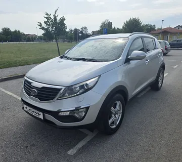 Kia Sportage 2WD 1,7 CRDi 2011 g. 165000 - cover