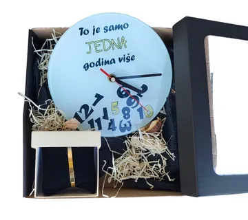 Poklon paket za ženski rođendan “Jedna godina više” - cover