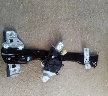 Chevrolet aveo 2012 prednji desni i lijevi podizac stakla - cover