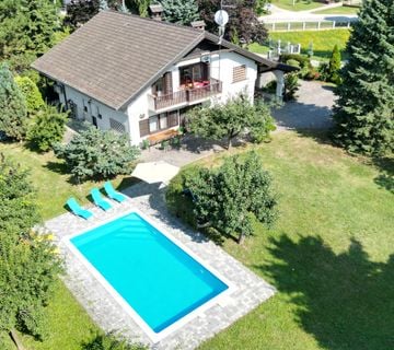 Obiteljska kuća: Kuzminec, 236.00 m2 - cover