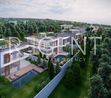 Kaštel Gomilica – Luksuzna vila s krovnom terasom i bazenom - cover