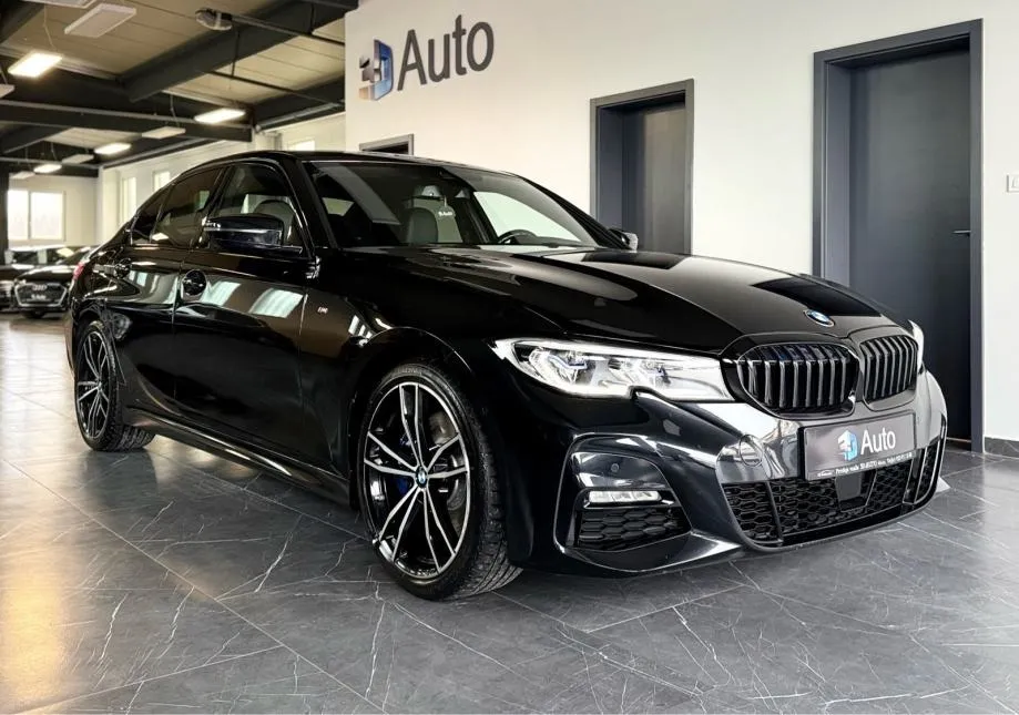 BMW 320d •M paket,Laser,H&K,HuD,Kamera,Alu 19”,59000km• - cover