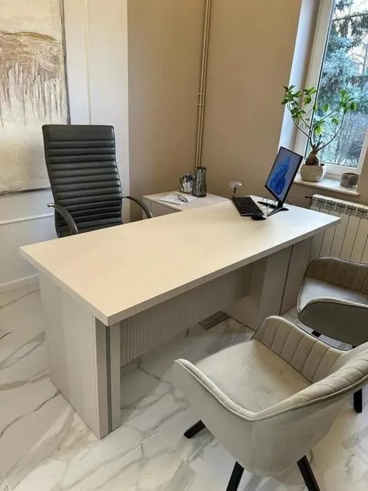 Radni stol za ured - cover