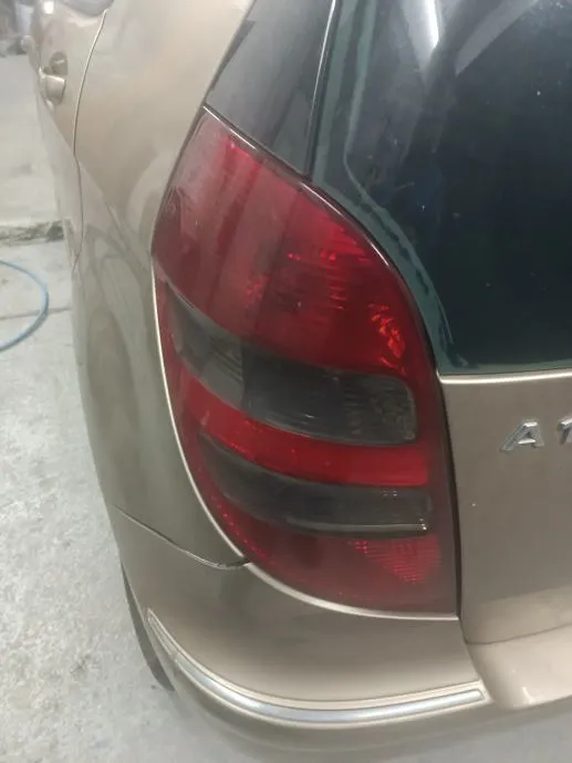 Mercedes A Klasa 2006 zadnja lijeva lampa - cover