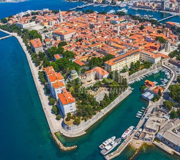 Zadar, Bibinje, poslovno-stambeni objekt 1.red do mora! - cover