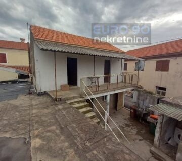 ZADAR/BOKANJAC- STARA KAMENA KUĆA SA VELIKIM POTENCIJALOM ,100 M2 !!! (prodaja) - cover