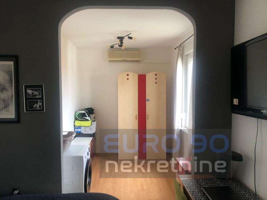 zadar-brodarica-komforan-renoviran-stan-87-66-m2-odlicnoj-lokacij-slika-168080319