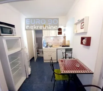 Zadar/poluotok- Renovirani Hostel U Samom Centru Grada