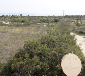 ZADAR-VIDIKOVAC- GRAĐEVINSKO ZEMLJIŠTE 2080 M2 - cover