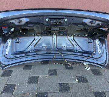 Zadnja hauba za Bmw f30 - cover