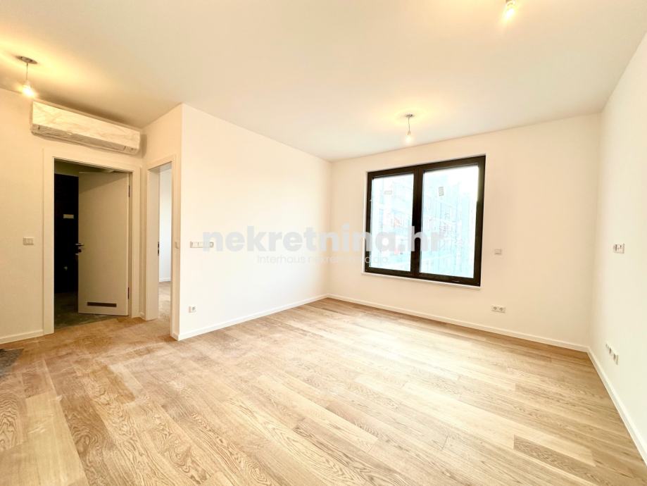 zakup-poslovni-prostor-maksimirska-svetice-uredski-45m2-parking-slika-211334613