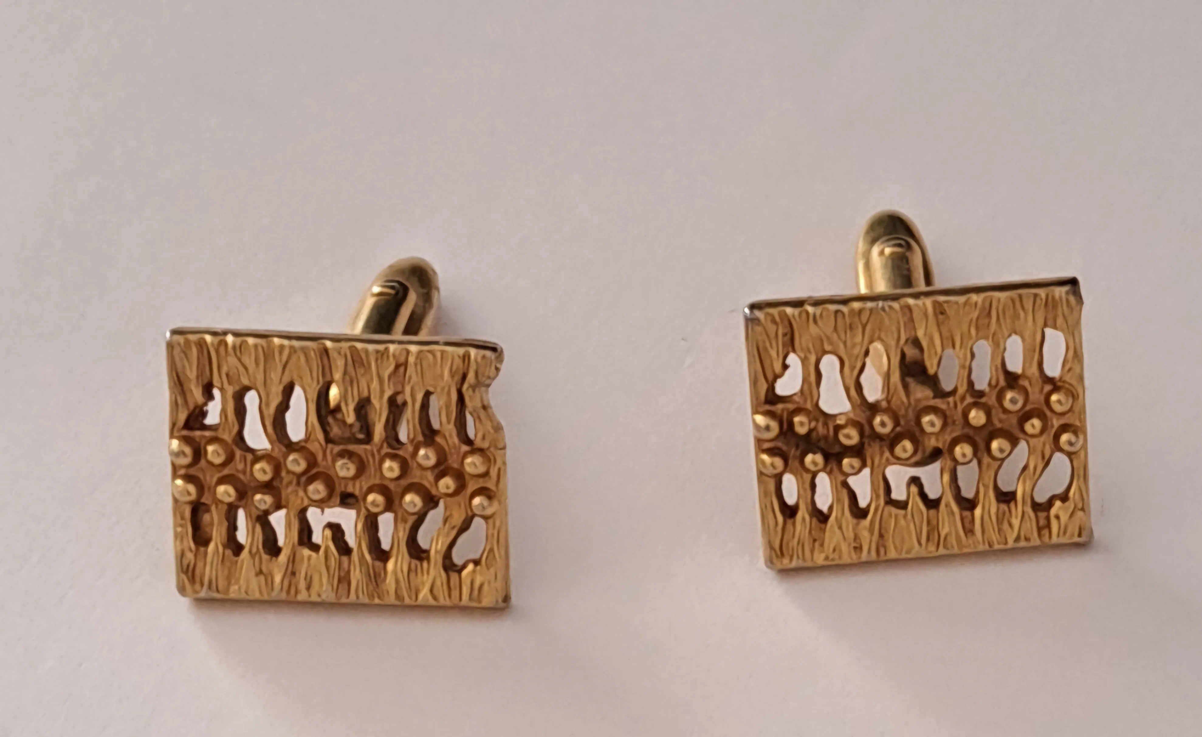 Prodajem retro manžete - gumbe za košulje - cover