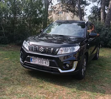 Suzuki Vitara 1.4 - cover